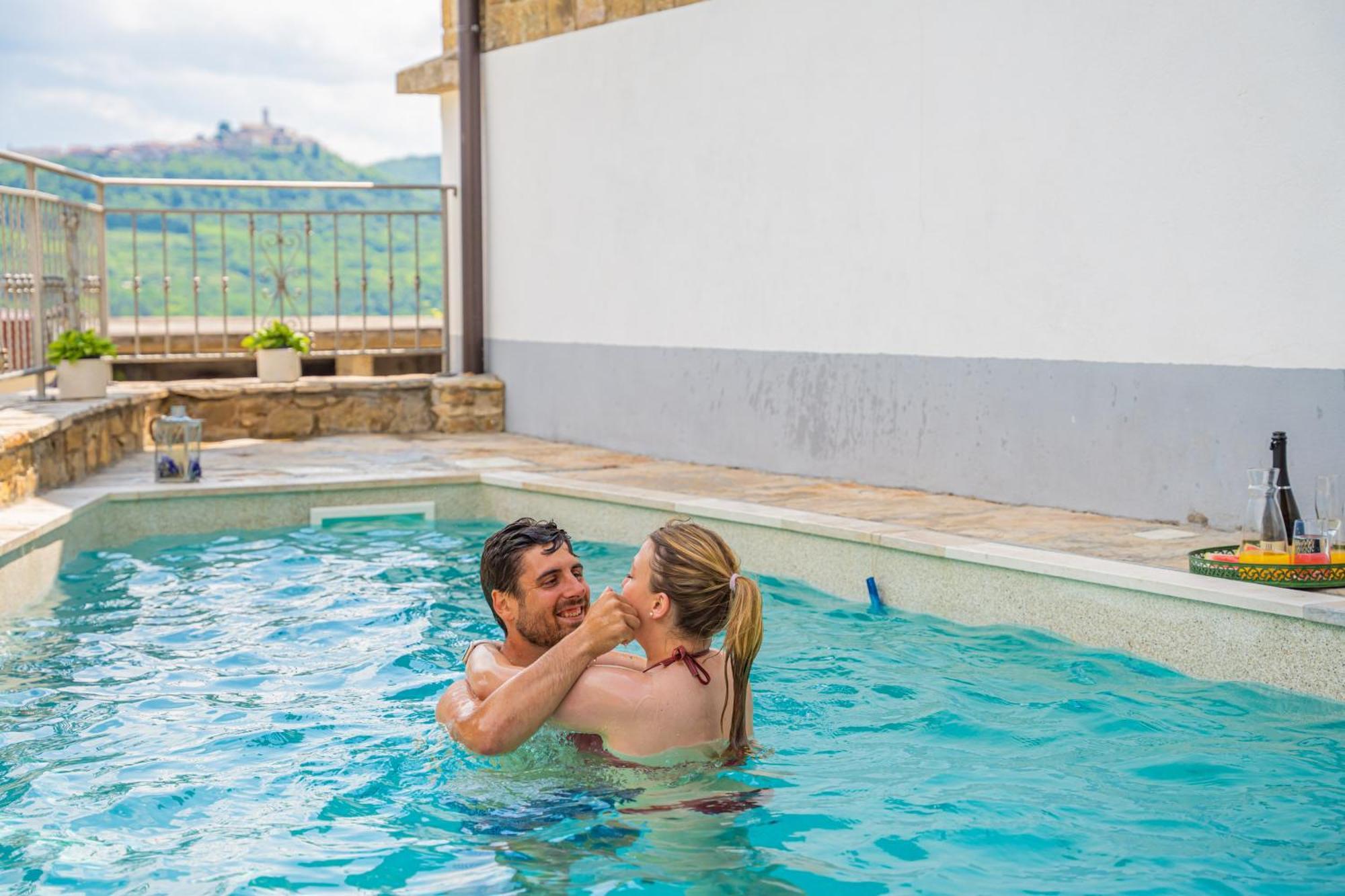 Holiday Home Belveder Motovun With Heated Pool Livade Extérieur photo