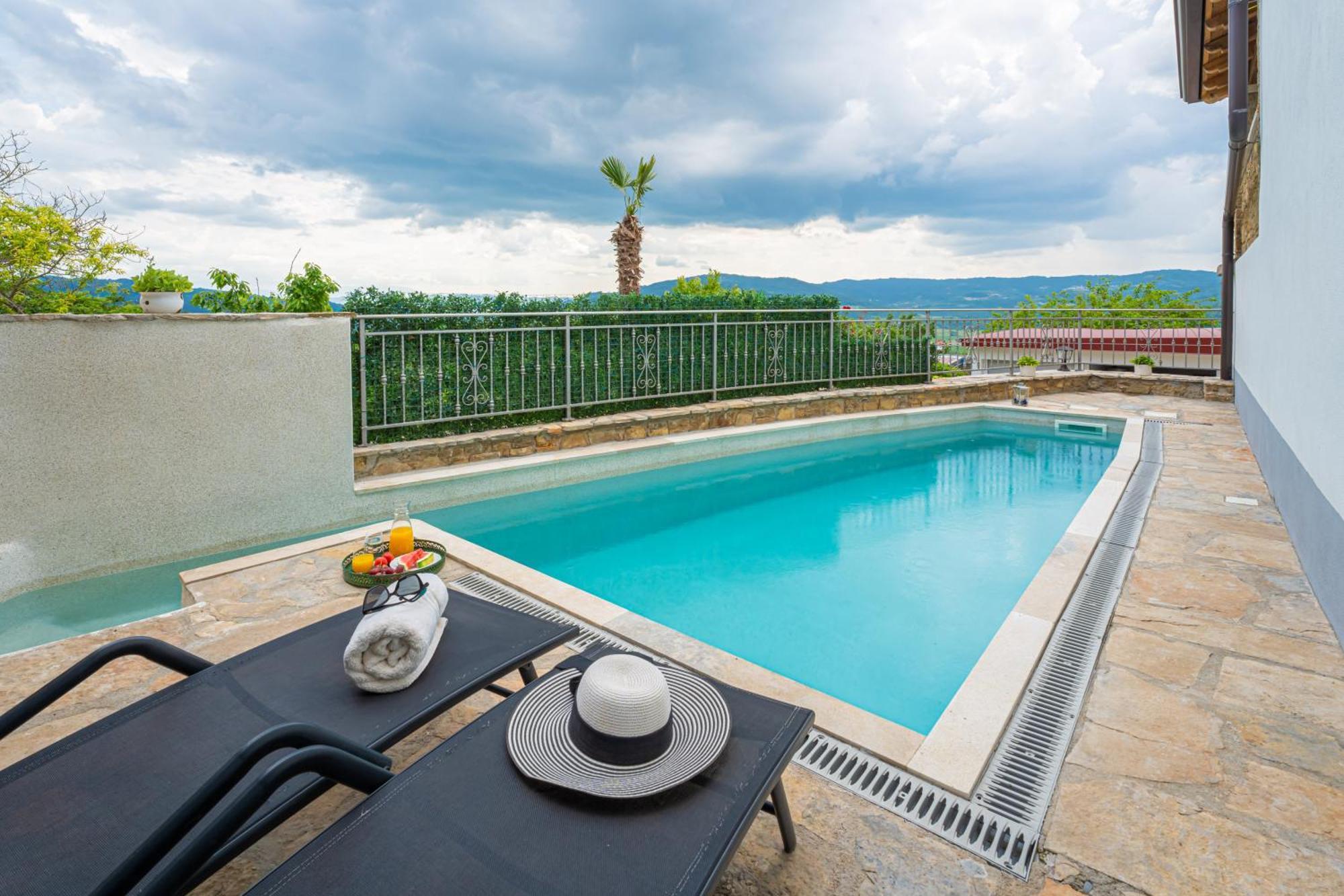 Holiday Home Belveder Motovun With Heated Pool Livade Extérieur photo