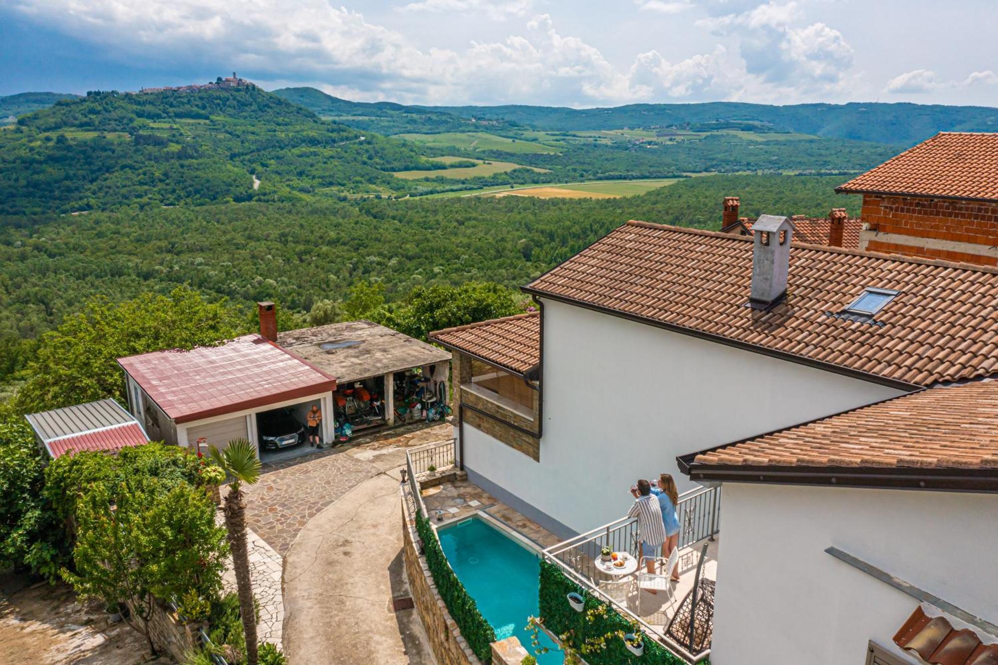 Holiday Home Belveder Motovun With Heated Pool Livade Extérieur photo